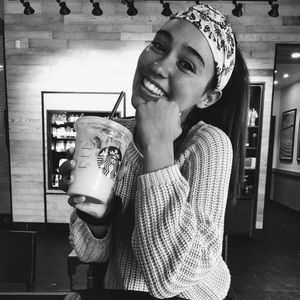 Meet your Posher, Sabrina